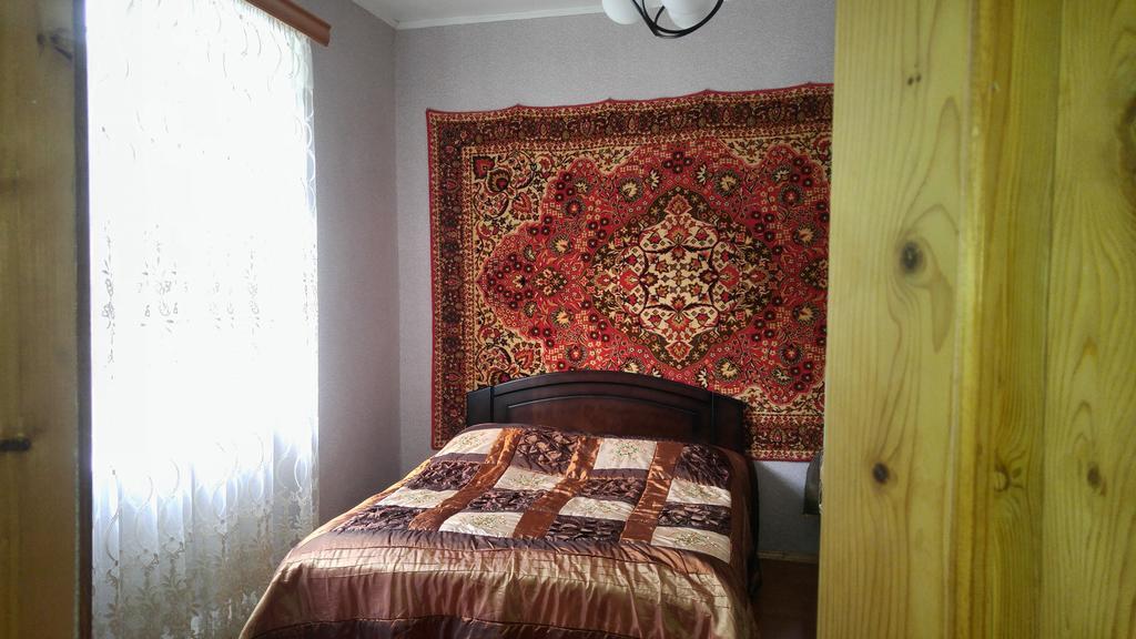 Tamila Guest House Степанцмінда Екстер'єр фото