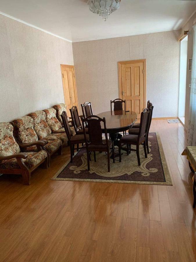 Tamila Guest House Степанцмінда Екстер'єр фото